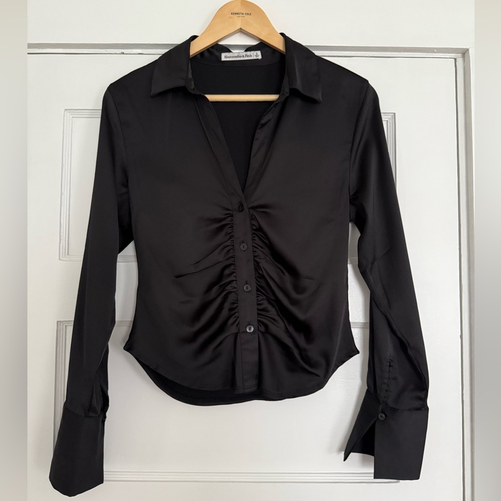 Abercrombie Black Silk Button Up Blouse Size Small